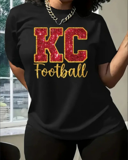 KC, Football Graphic Print T-Shirt - Crew Neck, A Comfortable Women's Short-sleeved Crew Neck T-shirt For Everyday Wear And Stylish Layering