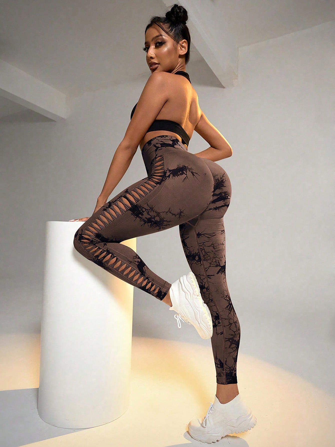 Cut Out Side Hollow Tie Dyed Yoga Pants, High Waist And Hip Lifting Fitness Pants With Side Hollow Seamless Sports Tights, Workout Gym Yoga Pants Scrunch Butt Lift Tights